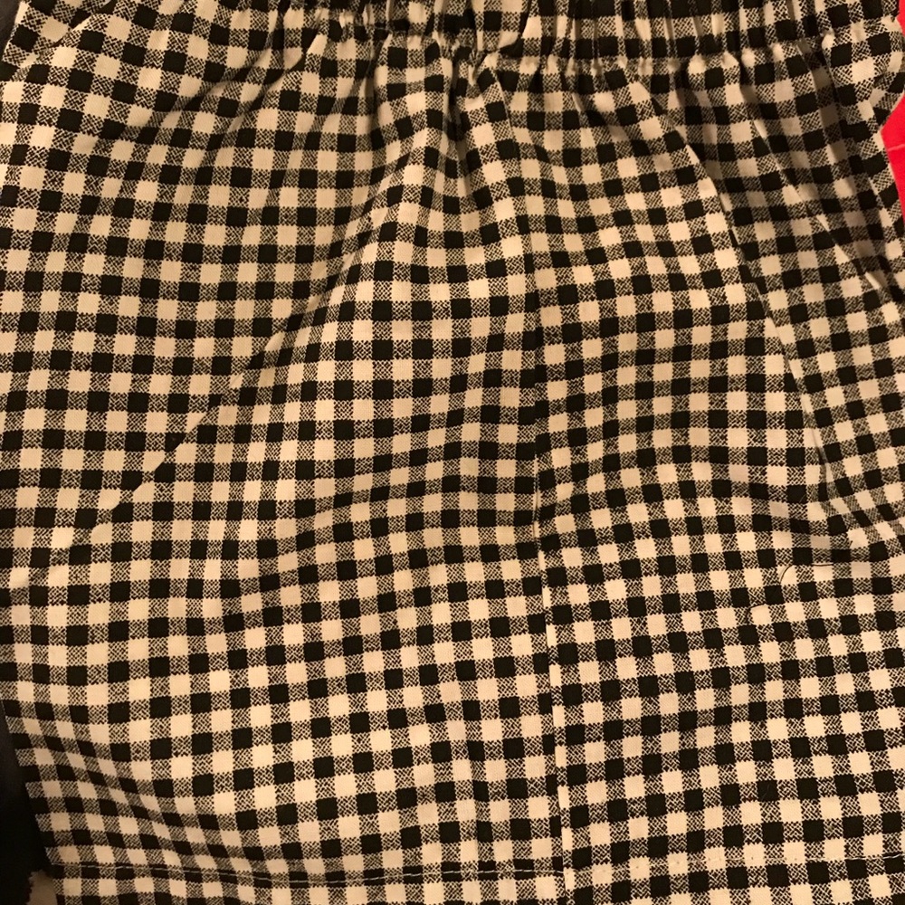 Custom toddler shorts xs nwot